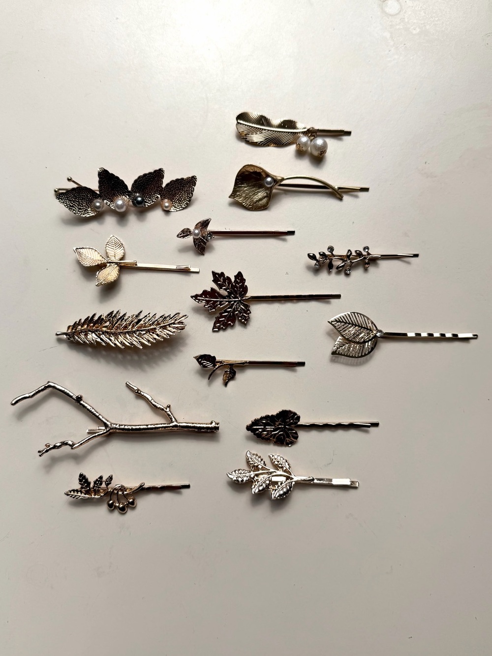 Golden Botanical Bobby Pin Collection - 14
pc Leaf, Fern & Branch Hair Pin Lot